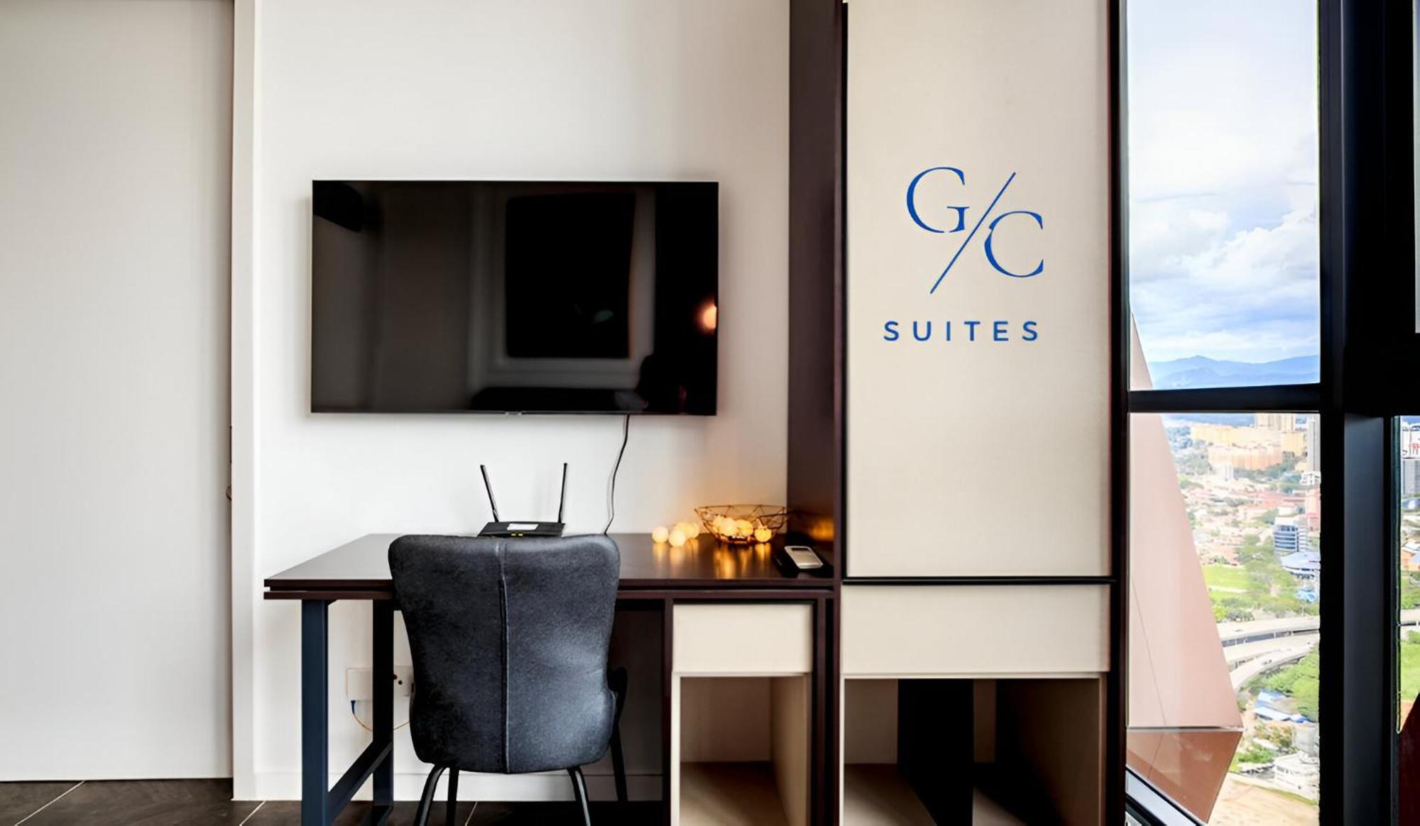 קואלה לומפור Scarletz Klcc Luxury Suites By Gc-Suites מראה חיצוני תמונה